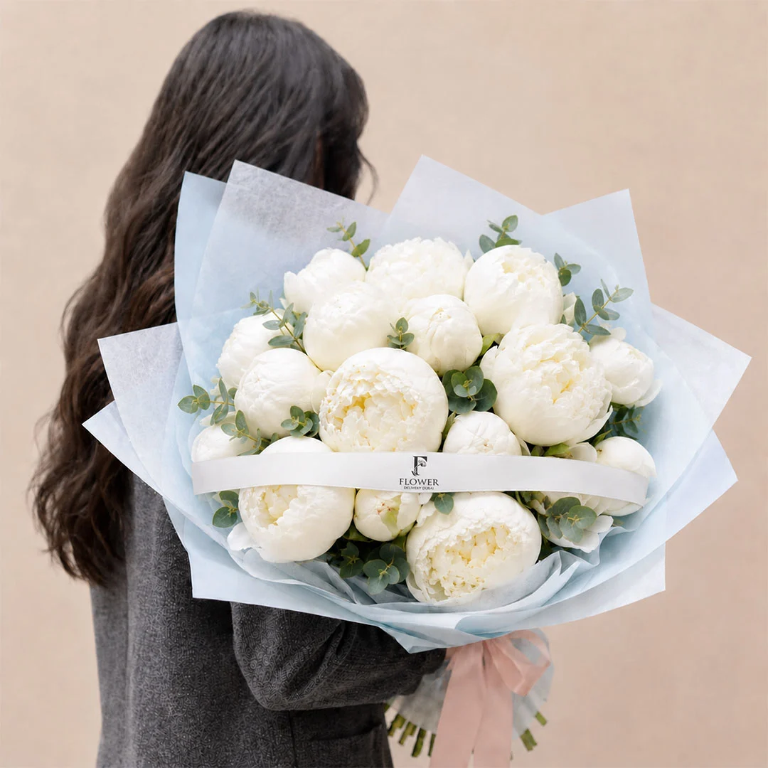 Bouquet of 15 White Peonies